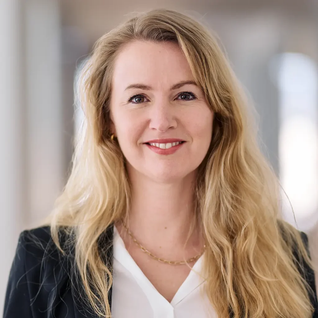 Mar­ti­na Schul­te